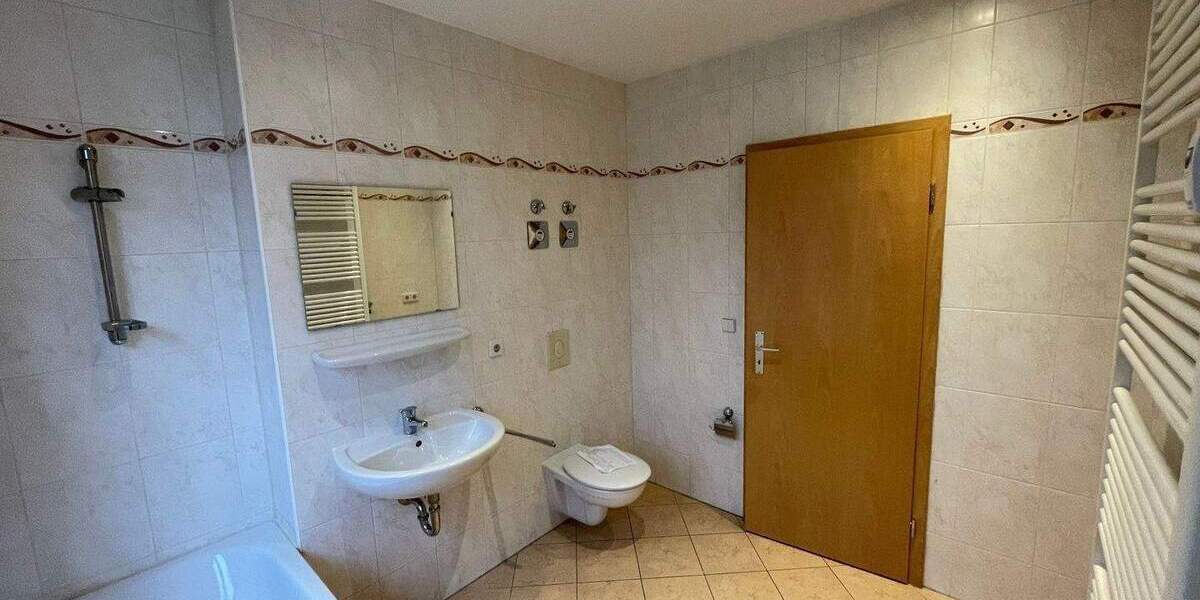 Etagenwohnung Chemnitz Yorckgebiet - 2 Zimmer, 51 m&sup2;, 322&euro; | Angebot:25696294