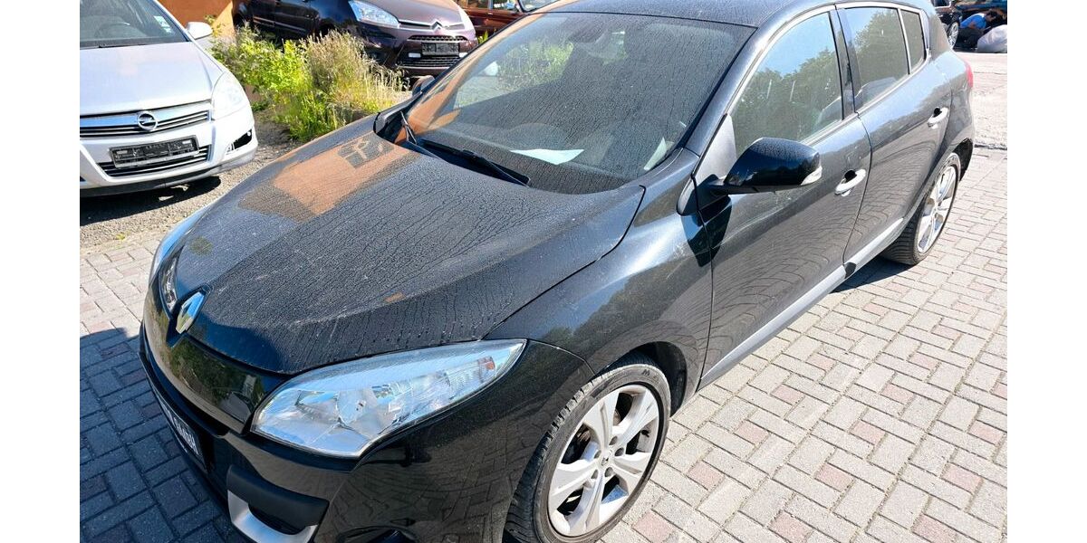 Renault Megane 139.041 km 2.490 € Chemnitz 09114