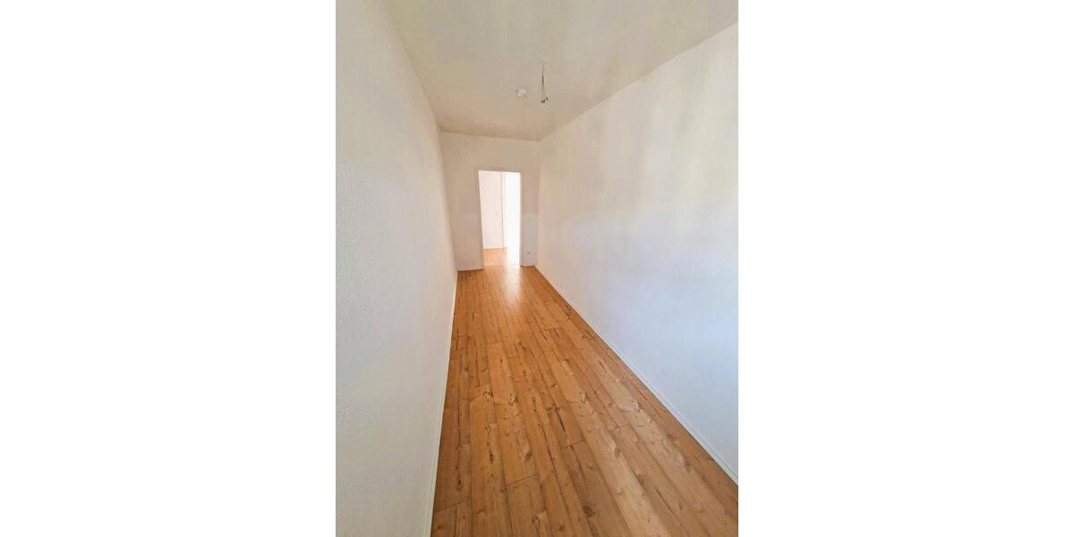 Dachgeschoßwohnung Chemnitz Hilbersdorf - 3 Zimmer, 72 m&sup2;, 350&euro; | Angebot:26589102