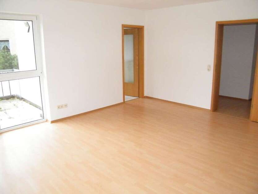 Wohnung zum Mieten in Chemnitz 275 € 42.18 m²