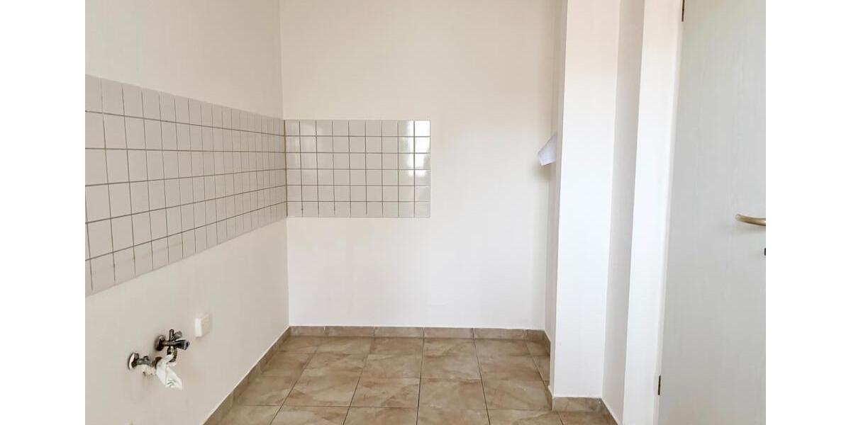 Etagenwohnung Chemnitz Altendorf - 4 Zimmer, 92 m&sup2;, 475&euro; | Angebot:23783976