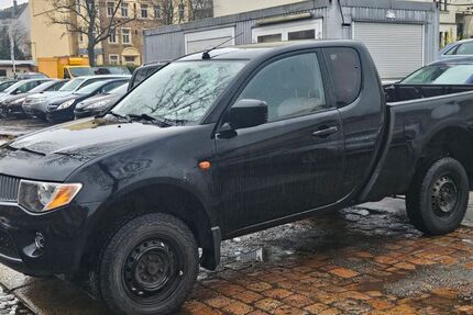 Mitsubishi L200 233.700 km 7.500 € Chemnitz 09120