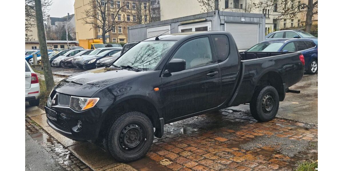 Mitsubishi L200 233.700 km 7.500 € Chemnitz 09120