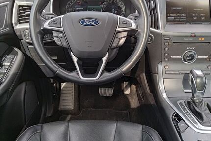 Ford S-Max 127.500 km 16.100 &euro; Hormersdorf 08297