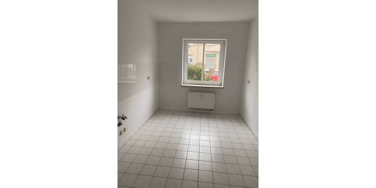 Etagenwohnung Chemnitz Schönau - 2 Zimmer, 49 m&sup2;, 257&euro; | Angebot:25696266