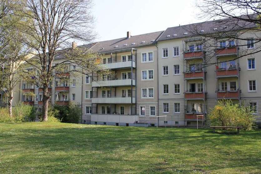 Wohnung zum Mieten in Chemnitz 235 € 38.65 m²