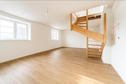 Borna * ERSTBEZUG * Gefragte 5 Zimmer * Maisonette * Balkon zimmer