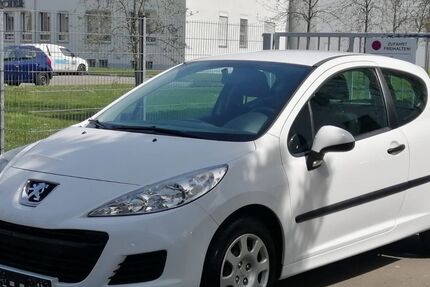 Peugeot 207 101.400 km 2.999 &euro; Chemnitz 09120