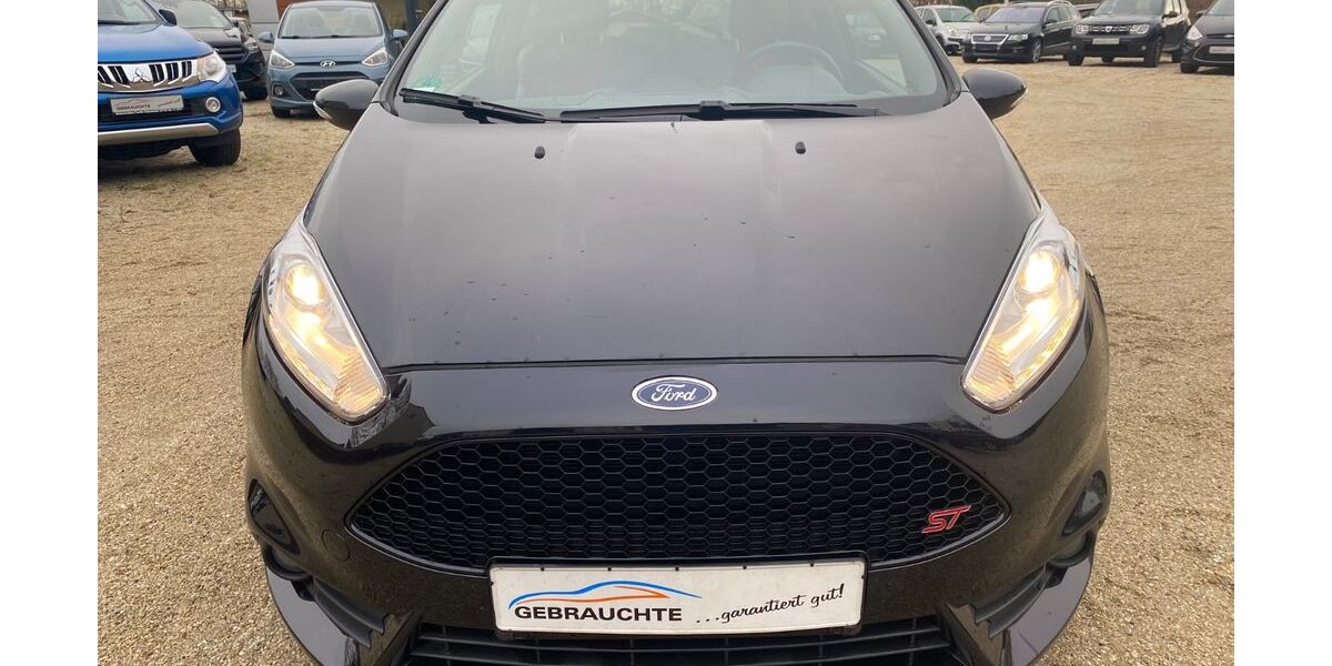 Ford Fiesta 77.828 km 12.390 € Chemnitz 09114