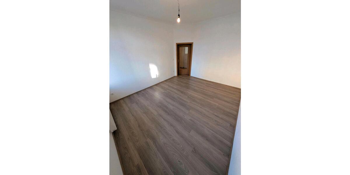 Erdgeschoßwohnung Chemnitz Altchemnitz - 3.5 Zimmer, 94 m&sup2;, 720&euro; | Angebot:26235570