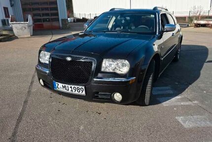 Chrysler 300C 292.000 km 4.000 &euro; Lichtenstein/Sa. 09350