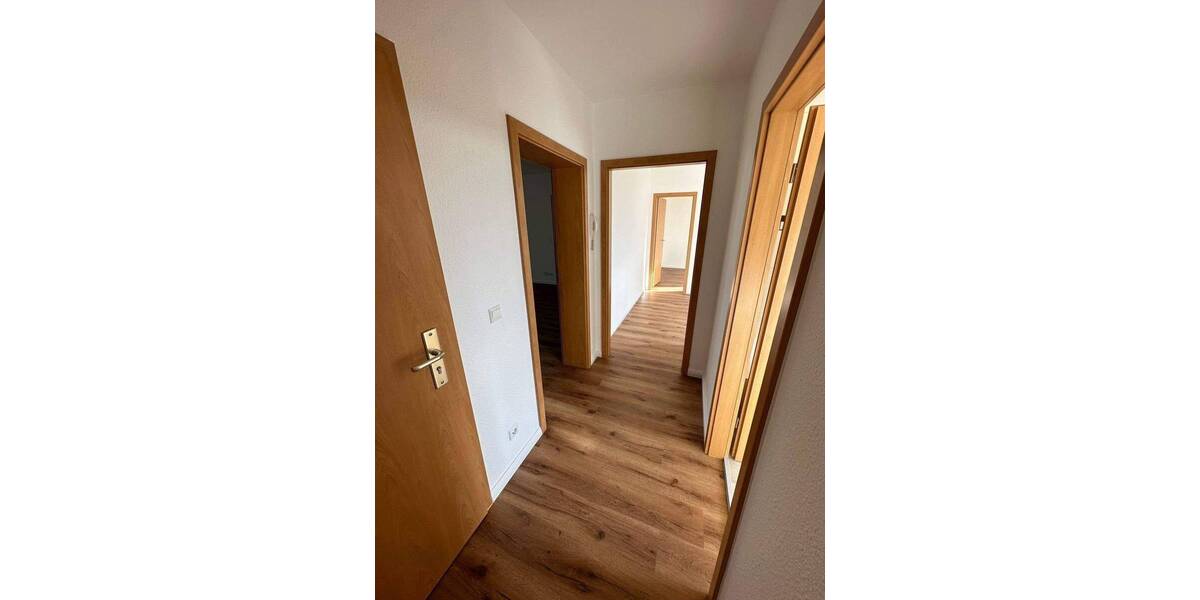 Etagenwohnung Chemnitz Sonnenberg - 3 Zimmer, 64 m&sup2;, 450&euro; | Angebot:26894254