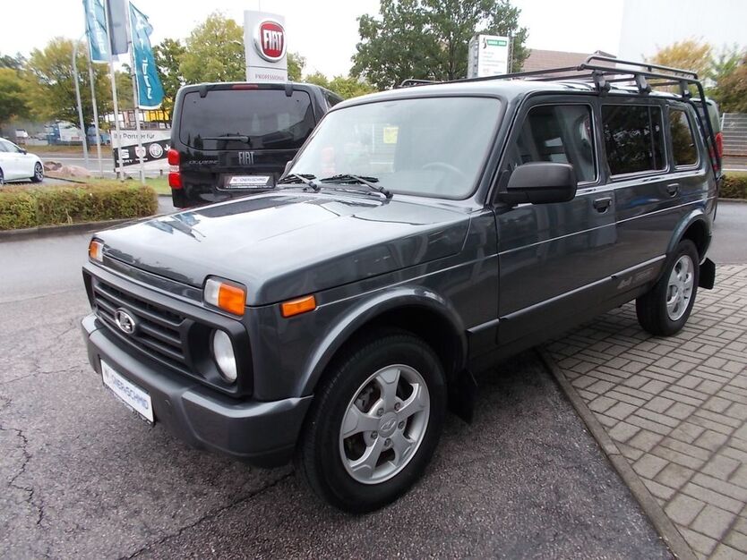 Lada Niva 85.016 km 13.790 € Waldheim 04736