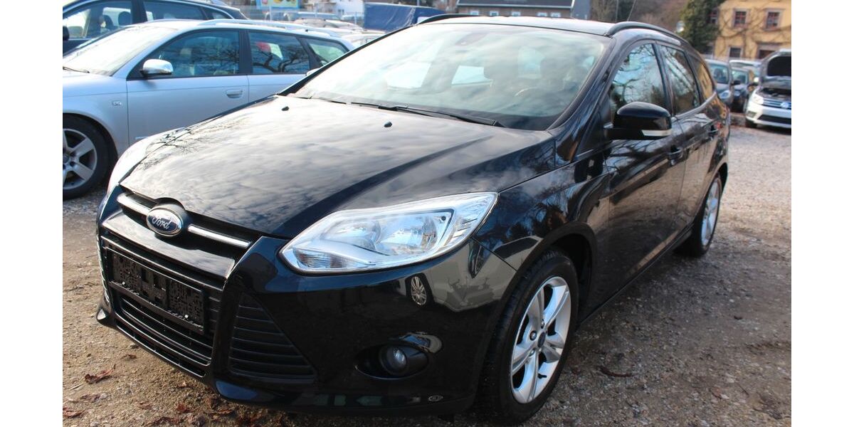 Ford Focus 97.000 km 5.200 &euro; Chemnitz 09114