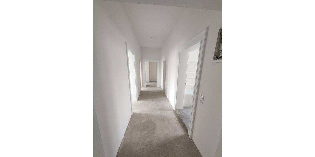Erdgeschoßwohnung Chemnitz Helbersdorf - 5 Zimmer, 110 m&sup2;, 35.000&euro; | Angebot:26864387