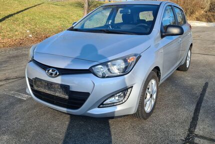 Hyundai i20 92.500 km 5.100 &euro; Chemnitz 09125