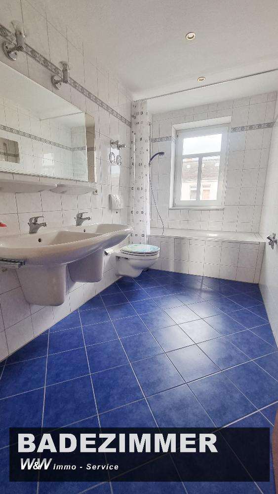 Wohnung zum Mieten in Zwickau 280 € 51.24 m² 2 zimmer