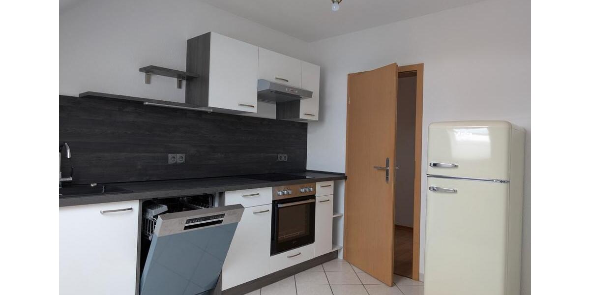 Dachgeschoßwohnung Chemnitz Kapellenberg - 3 Zimmer, 75 m&sup2;, 62.800&euro; | Angebot:26926346