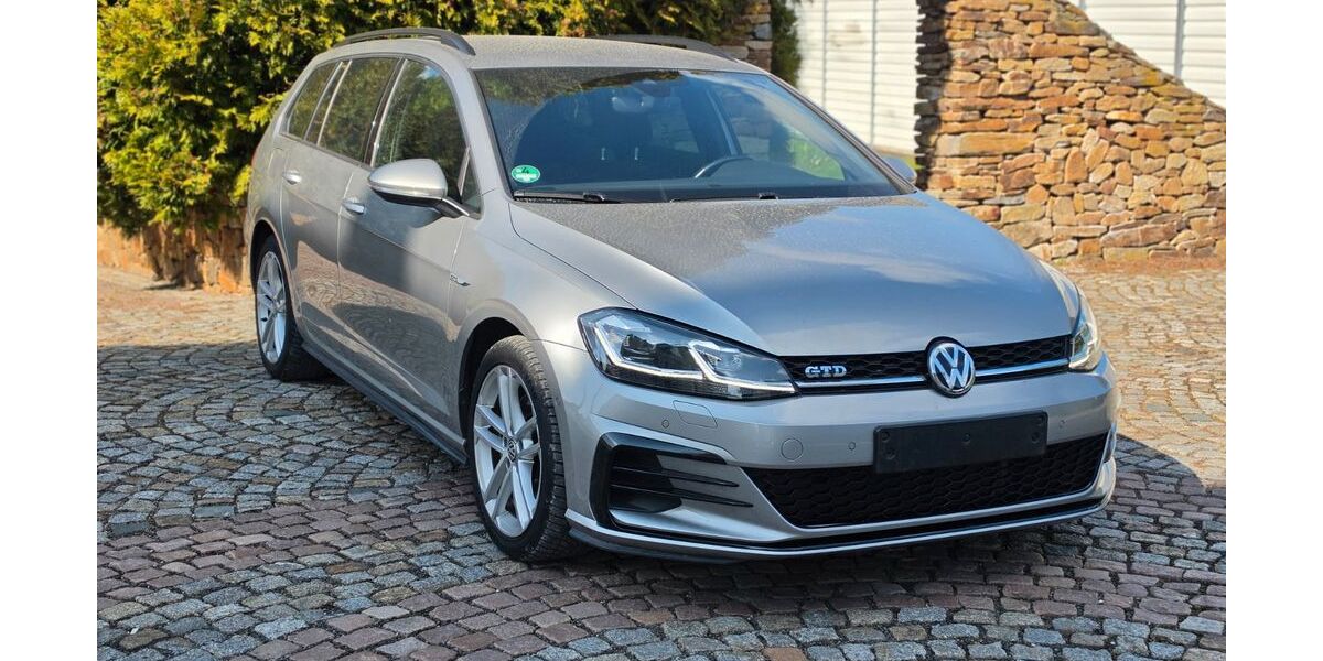 VW Golf 174.695 km 13.499 &euro; Siebenlehn Großschirma 09603