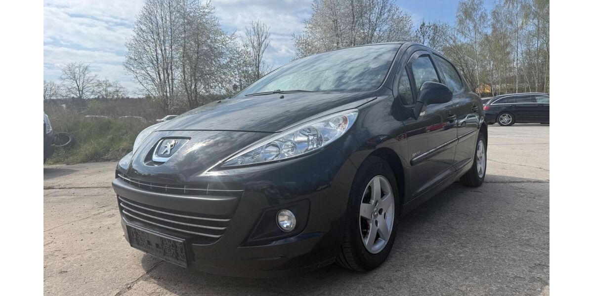 Peugeot 207 128.153 km 2.999 &euro; Chemnitz 09114