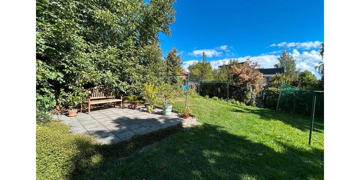 Dachgeschoßwohnung Chemnitz Ebersdorf - 3 Zimmer, 75 m&sup2;, 425&euro; | Angebot:25635710