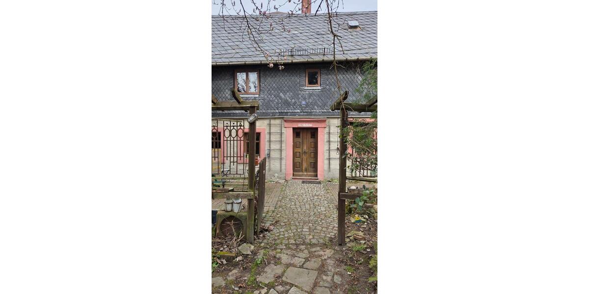 Einfamilienhaus Limbach-Oberfrohna Oberfrohna - 7 Zimmer, 116 m&sup2;, 155.000&euro; | Angebot:26546988