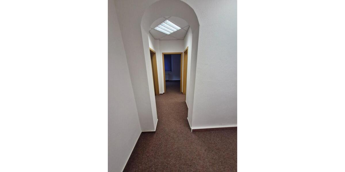 Zentral gelegene Büroflächen im Stadtzentrum von Oederan zimmer