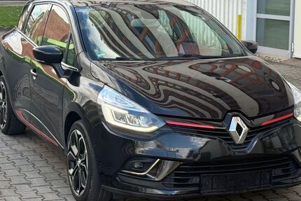 Renault Clio 57.000 km 6.499 &euro; Chemnitz 09120