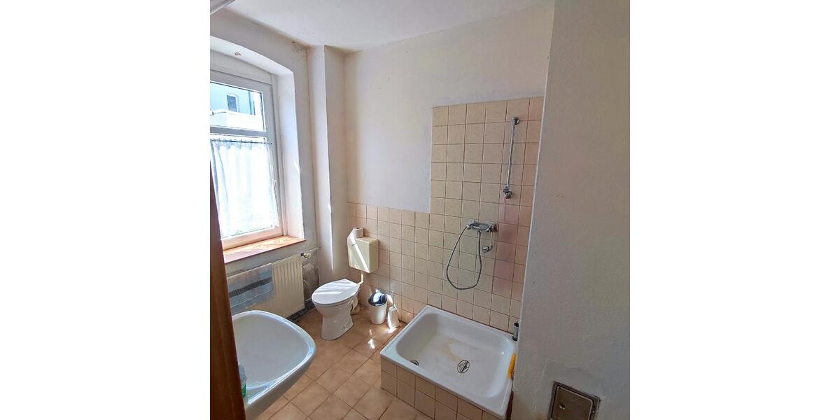 Reihenhaus Hartha - 9 Zimmer, 140 m&sup2;, 99.000&euro; | Angebot:26858167