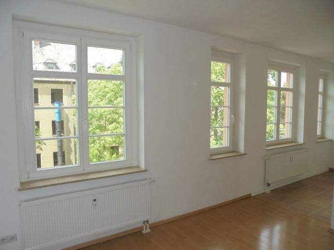 Etagenwohnung Chemnitz Lutherviertel - 2 Zimmer, 49 m&sup2;, 285&euro; | Angebot:25696317