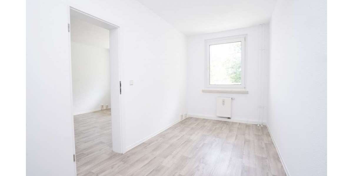 Etagenwohnung Chemnitz Adelsberg - 4 Zimmer, 71 m&sup2;, 421&euro; | Angebot:26780316