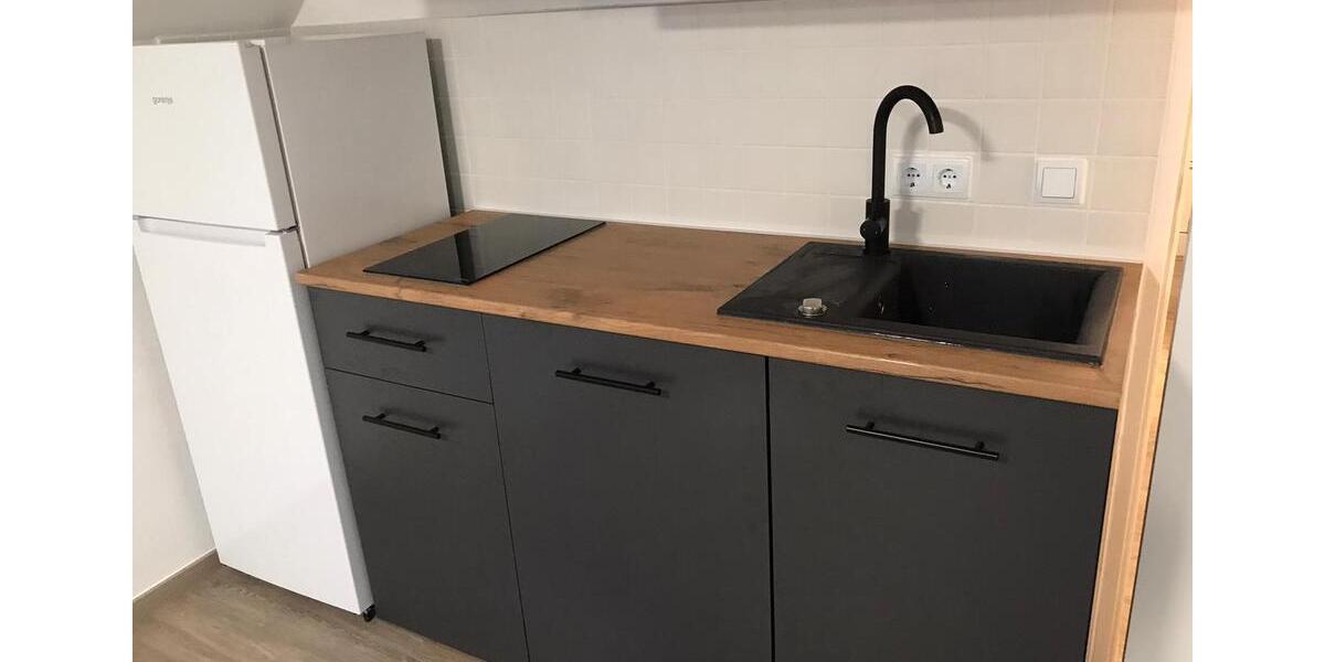 Dachgeschoßwohnung Chemnitz Ebersdorf - 1 Zimmer, 37 m&sup2;, 440&euro; | Angebot:26564177