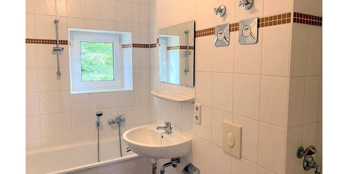 Etagenwohnung Chemnitz Sonnenberg - 2 Zimmer, 56 m&sup2;, 295&euro; | Angebot:26875647