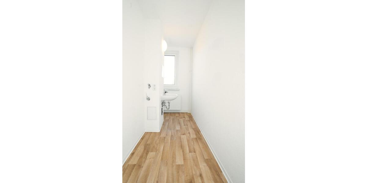 Erdgeschoßwohnung Chemnitz Adelsberg - 2 Zimmer, 71 m&sup2;, 484&euro; | Angebot:26442347