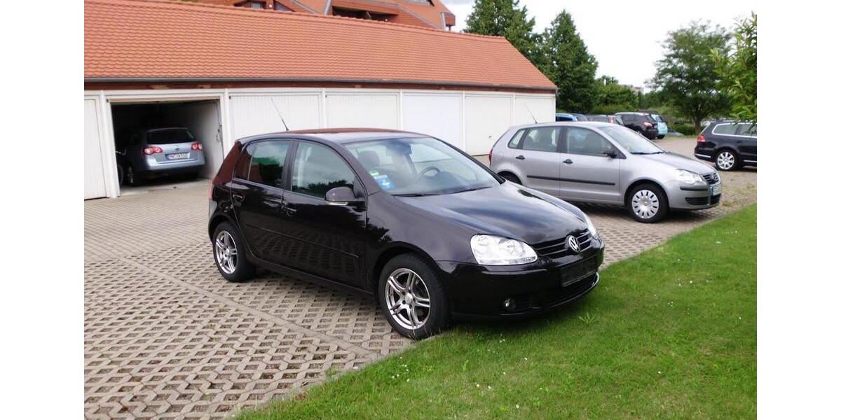 Doppelhaushälfte Hainichen - 5 Zimmer, 102 m&sup2;, 249.000&euro; | Angebot:26820138