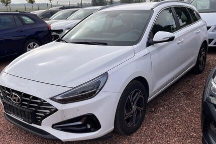 Hyundai i30 47.600 km 17.899 € Chemnitz - Mittelbach 09224