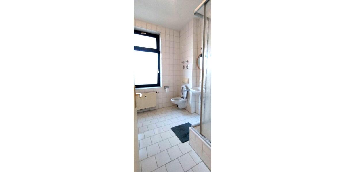 Etagenwohnung Chemnitz - 1 Zimmer, 33 m&sup2;, 43.500&euro; | Angebot:27298154
