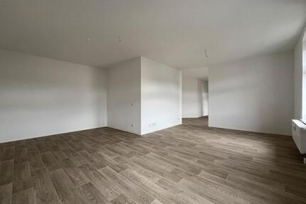 Frisch renoviert... neuer Bodenbelag... 1 zimmer