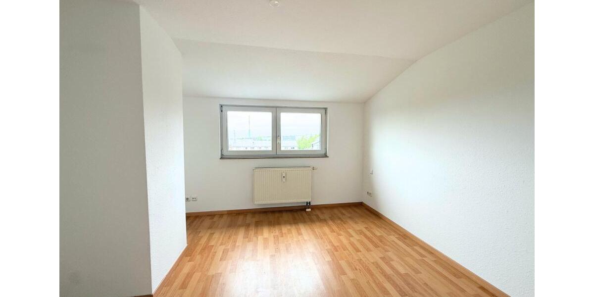 Maisonettenwohnung Chemnitz Ebersdorf - 3 Zimmer, 83 m&sup2;, 570&euro; | Angebot:26587866