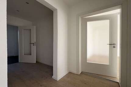 Wohnung zum Mieten in Chemnitz 350 € 60 m² 3 zimmer