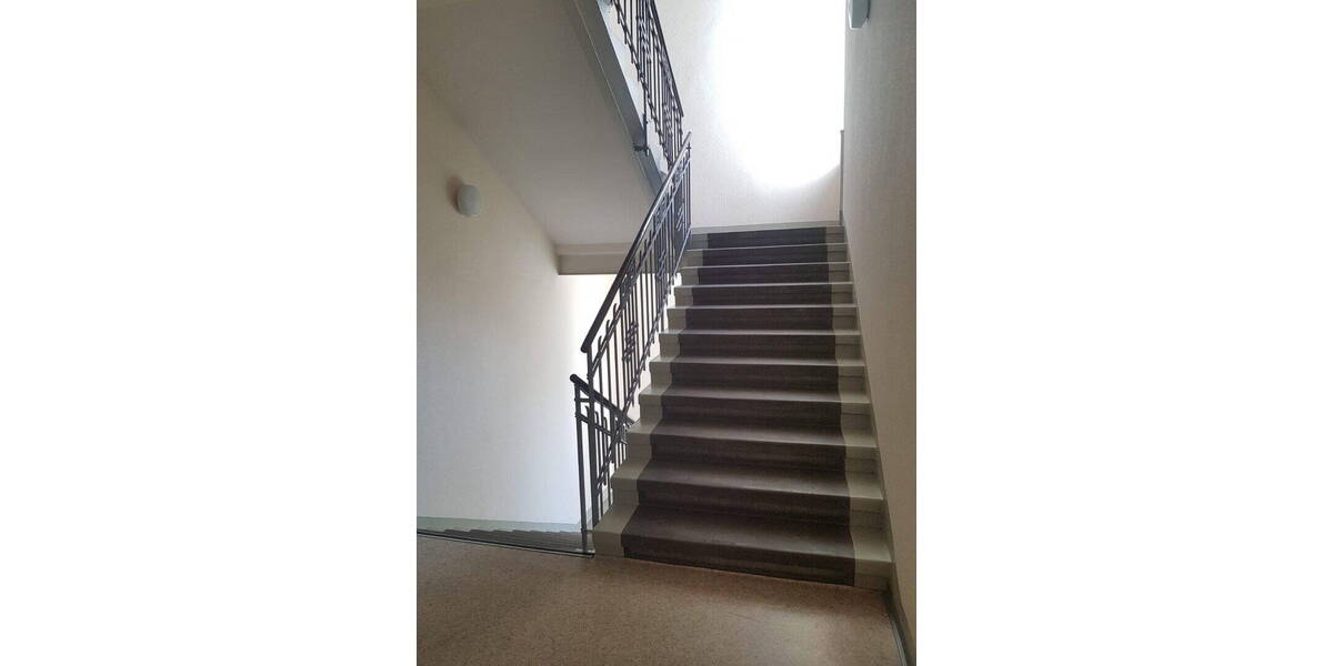 Etagenwohnung Chemnitz Kaßberg - 2 Zimmer, 85 m&sup2;, 104.000&euro; | Angebot:26607233