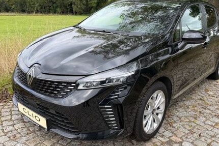 Renault Clio 21.761 km 17.498 € Gersdorf 09355