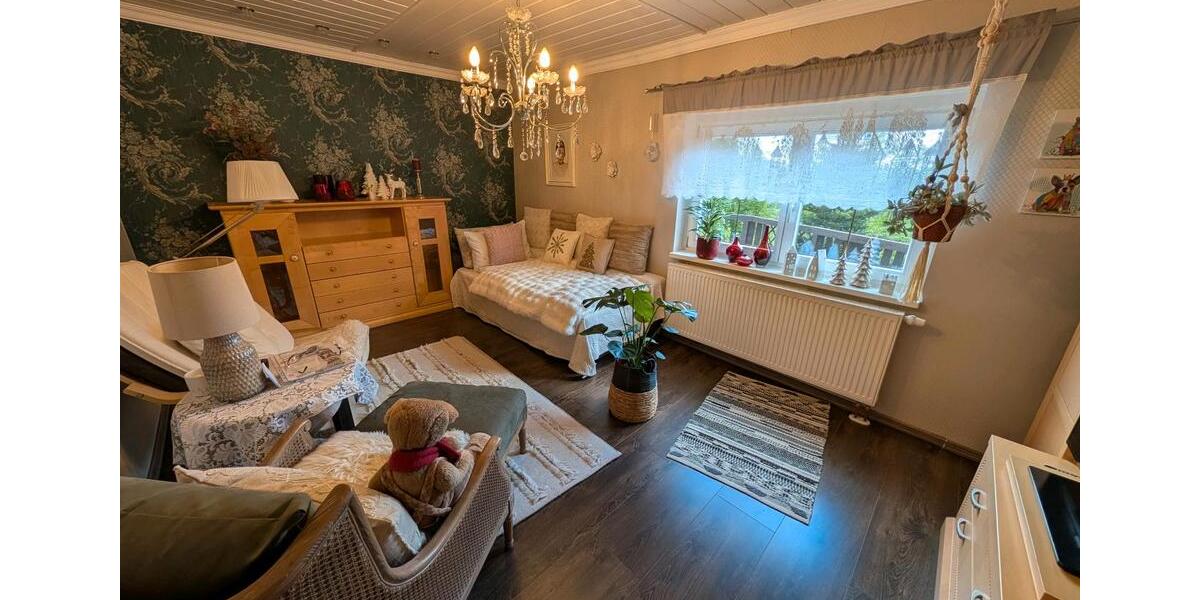 Doppelhaushälfte Flöha - 3 Zimmer, 73 m&sup2;, 75.000&euro; | Angebot:26986333