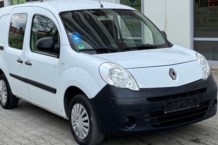 Renault Kangoo 82.000 km 2.999 &euro; Chemnitz 09120