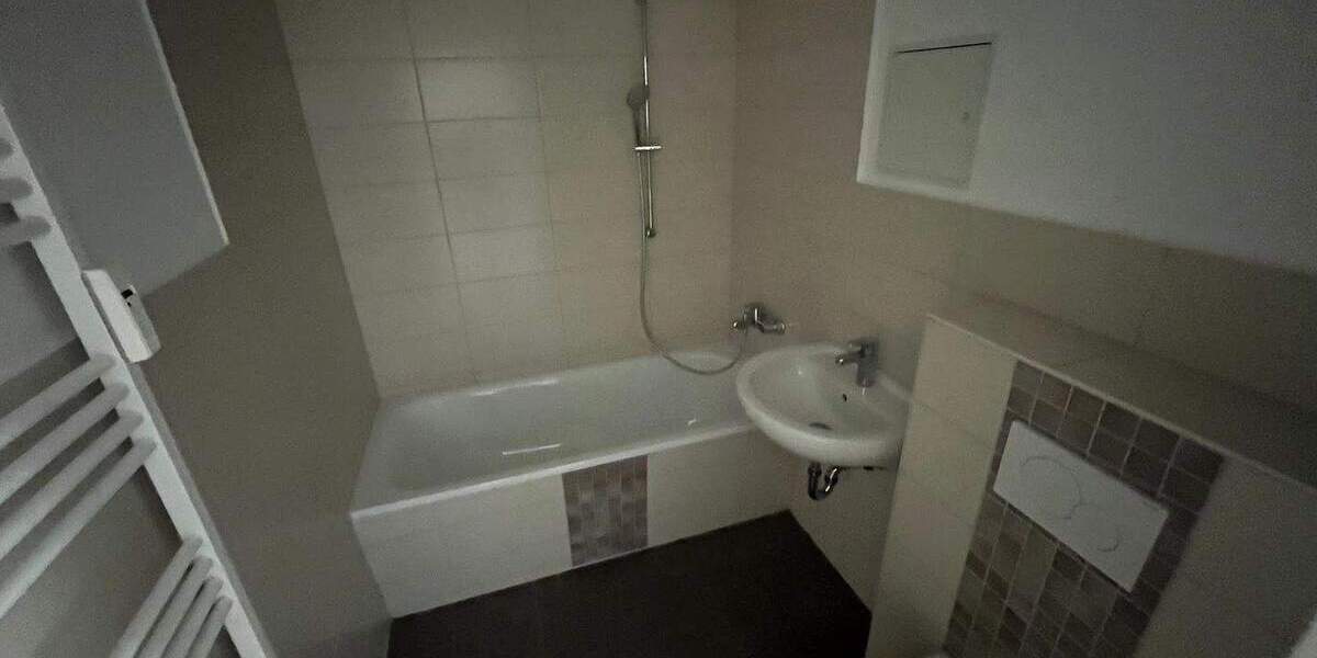 Etagenwohnung Chemnitz Kappel - 5 Zimmer, 127 m&sup2;, 665&euro; | Angebot:24036792