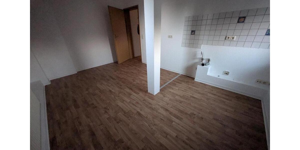 Dachgeschoßwohnung Chemnitz Rabenstein - 5 Zimmer, 142 m&sup2;, 850&euro; | Angebot:25589947