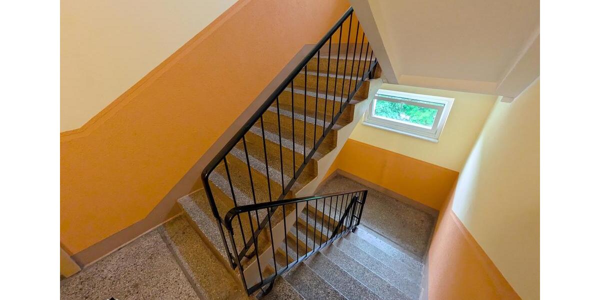 Etagenwohnung Chemnitz Kapellenberg - 4 Zimmer, 70 m&sup2;, 350&euro; | Angebot:26321586