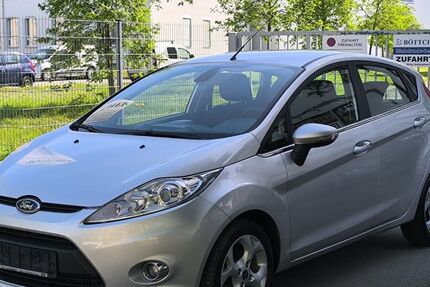 Ford Fiesta 147.100 km 3.999 € Chemnitz 09120