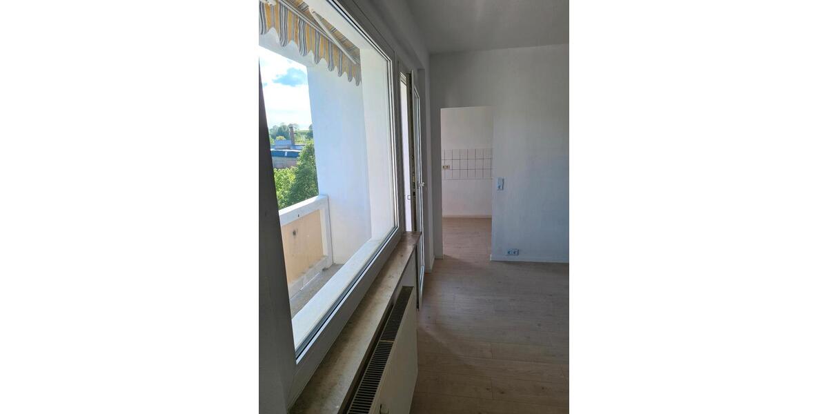 Etagenwohnung Chemnitz Rabenstein - 4 Zimmer, 80 m&sup2;, 92.000&euro; | Angebot:26550449