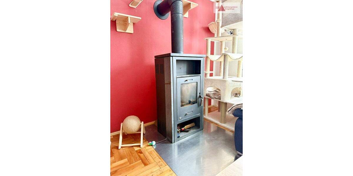 Einfamilienhaus Wiesa / Neundorf Neundorf - 7 Zimmer, 150 m&sup2;, 66.000&euro; | Angebot:25779071